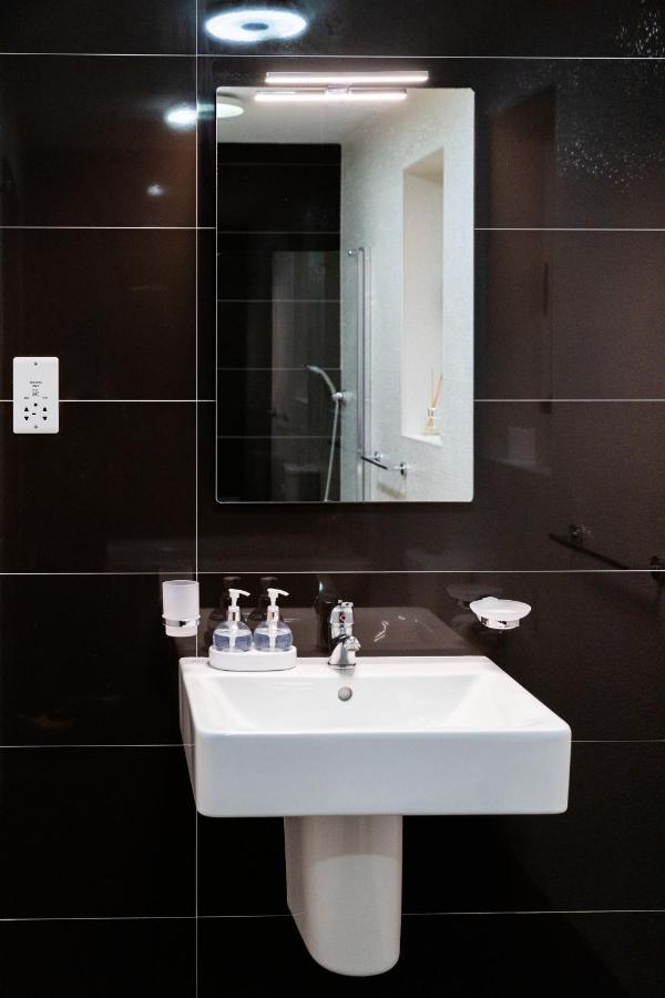 Modern Central 2Br Flat In Valletta By Arcobnb Luaran gambar