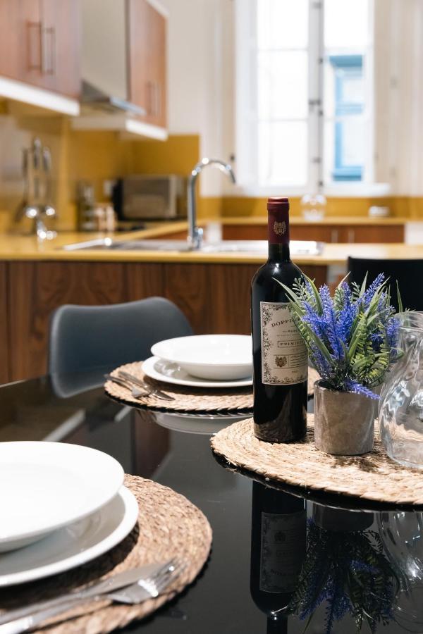 Modern Central 2Br Flat In Valletta By Arcobnb Luaran gambar