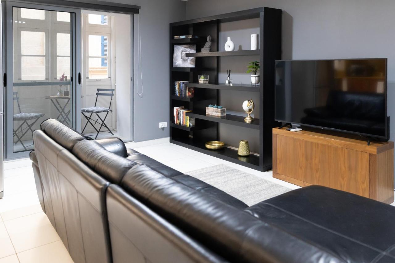 Modern Central 2Br Flat In Valletta By Arcobnb Luaran gambar